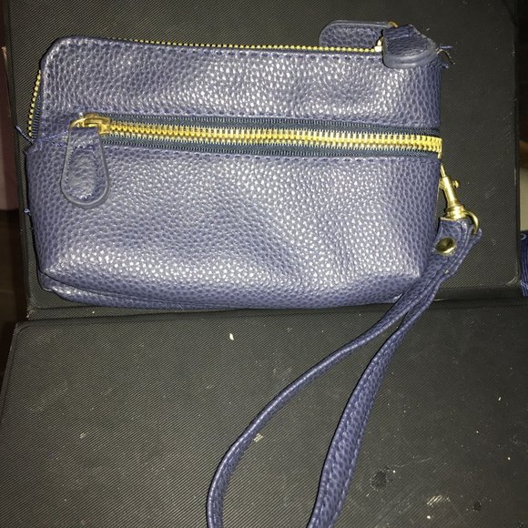 Stone Mountain Blue Leather Wristlet Multiple Zipper Pouches with Wrist Strap - Picture 5 of 8